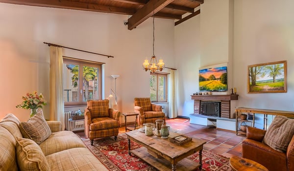 BELLISSIMA CASA UNIFAMILIARE 5.5 LOCALI AMPLIABILE A MUZZANO 2