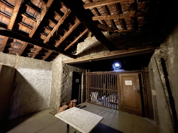 1.5 LOCALI IN CASA D'EPOCA + 16 MQ DI MANSARDA A CHIASSO 7