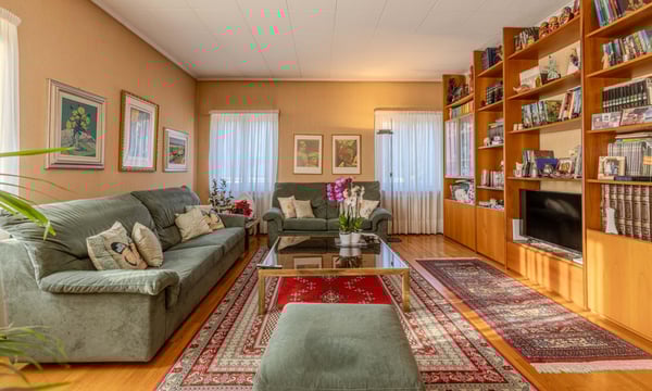 SPAZIOSA CASA UNIFAMILIARE 2 LOCALI A MORBIO INFERIORE 1