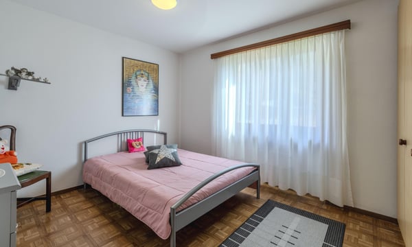 AFFASCINANTE VILLETTA 1.5 LOCALI CON GIARDINO A BIASCA 7