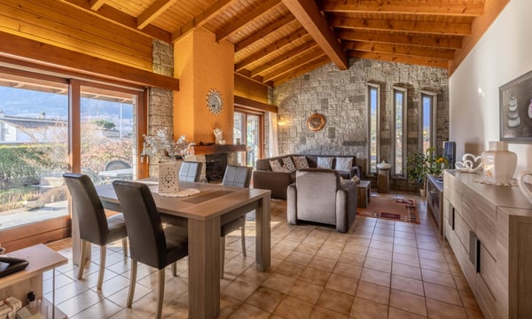 AFFASCINANTE VILLETTA 1.5 LOCALI CON GIARDINO A BIASCA 1