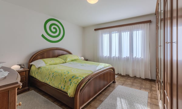 AFFASCINANTE VILLETTA 1.5 LOCALI CON GIARDINO A BIASCA 6