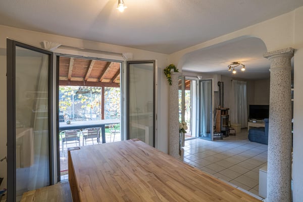 VILLA DI 1.5 LOCALI CON INCANTEVOLE GIARDINO A LIGORNETTO 5