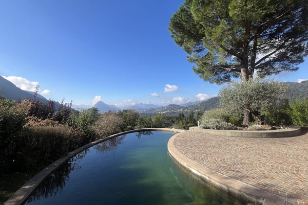 VILLA 1.5 CON PISCINA E VISTA PANORAMICA A LUGANO CADRO 1