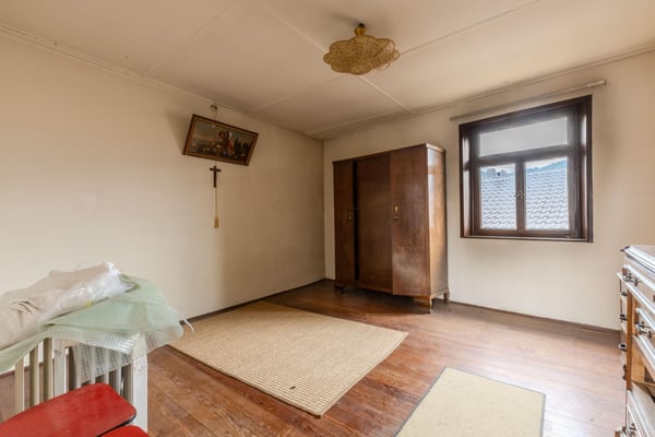 CARATTERISTICA CASA DI NUCLEO 2.5 LOCALI A LIGORNETTO 6