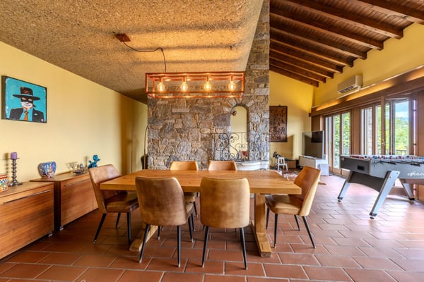 VILLA 2 LOCALI VISTA LAGO IMMERSA NEL VERDE A CIMO - BIOGGIO 4