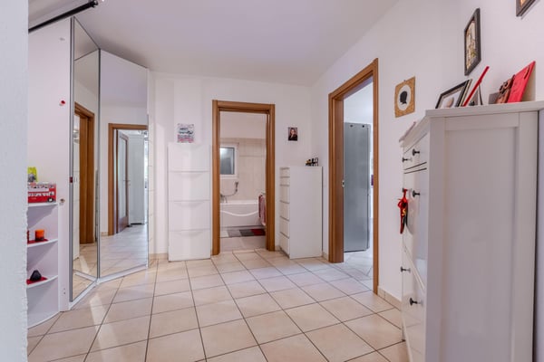 VILLA BIFAMILIARE 1.5 CON GIARDINO NEL VERDE A CARABBIA 4