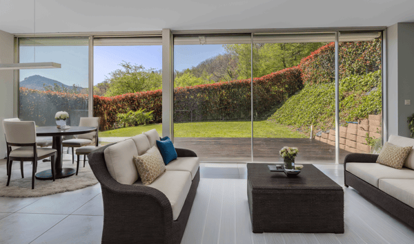 ESCLUSIVA E SPAZIOSA VILLA 1.5 CON GIARDINO PRIVATO A CARONA 2