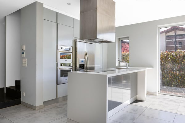 ESCLUSIVA E SPAZIOSA VILLA 1.5 CON GIARDINO PRIVATO A CARONA 3