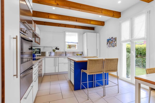 VILLA 2.5 CON TERRAZZE, GIARDINO E PISCINA A RIVA SAN VITALE 3