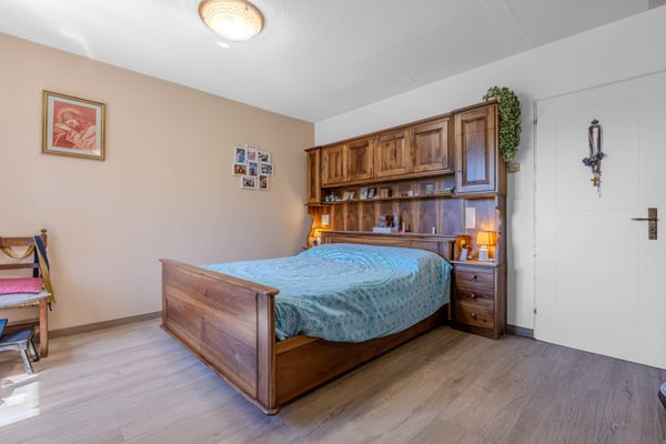 OCCASIONE - SPAZIOSA CASA CONTIGUA 1.5 CON PISCINA A CURIO 6