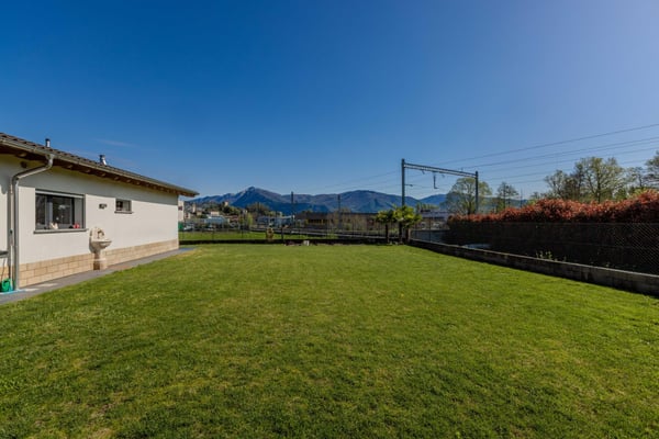 STUPENDA CASA 1.5 SU UN UNICO PIANO CON GIARDINO A STABIO 9