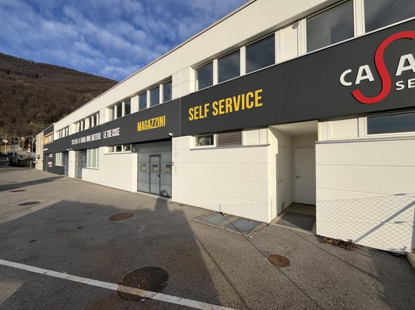 AFFITTASI LOCALE COMMERCIALE AD USO UFFICIO-ATELIER A BEDANO 13