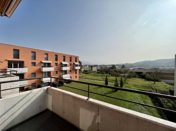 AFFITTASI STUPENDO 1.5 LOCALI DUPLEX CON TERRAZZA A STABIO 4