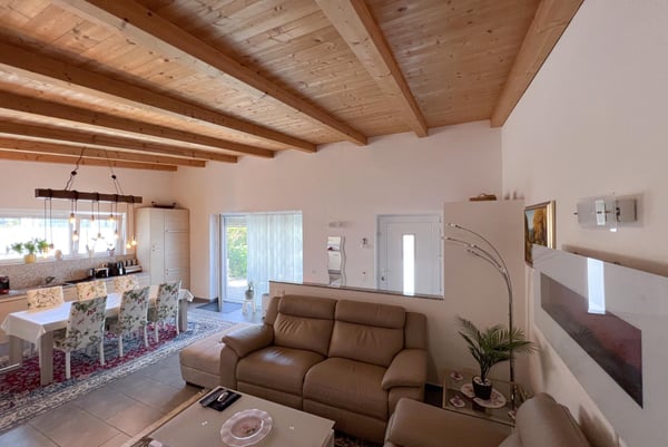 LUMINOSO DUPLEX 1.5 LOCALI CON AMPIA AREA ESTERNA A MAGLIASO 2