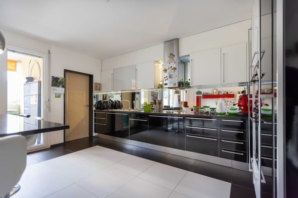 ELEGANTE 1.5 LOCALI IN COMODA ZONA RESIDENZIALE A BELLINZONA 4