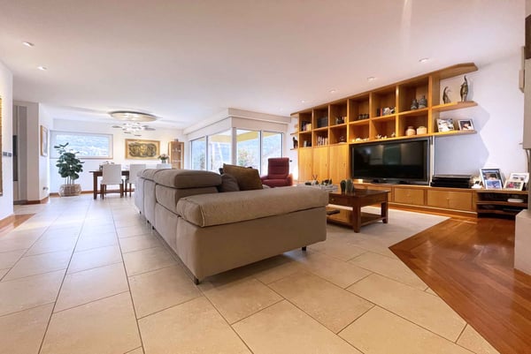 SPLENDIDA VILLA 1 LOC. CON FINITURE DI PREGIO IN CAPRIASCA 2