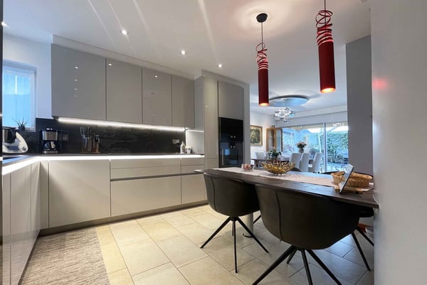 SPLENDIDA VILLA 1 LOC. CON FINITURE DI PREGIO IN CAPRIASCA 4