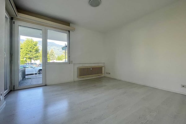 ACCOGLIENTE 1.5 IN RESIDENCE CON PISCINA A PONTE CAPRIASCA 6