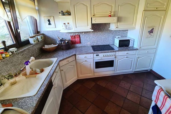 SPLENDIDA CASA GEMELLA 1.5 LOCALI IMMERSA NEL VERDE A MELANO 5