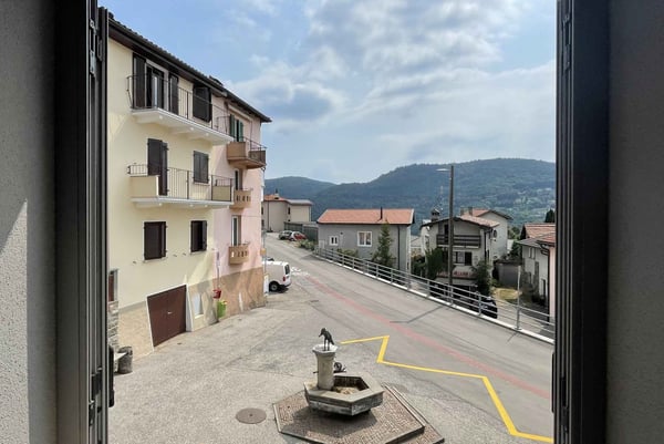 CASA DI NUCLEO 1.5 RISTRUTTURATA DI RECENTE A MIGLIEGLIA 9