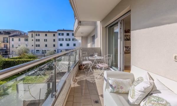 LUMINOSO ED ELEGANTE 1.5 LOCALI CON TERRAZZA A MAGLIASO 6