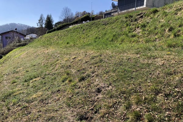 TERRENO EDIFICABILE R2 VISTA LAGO CON PROGETTO A CADEMARIO 3