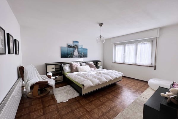 CASA BIFAMILIARE CON TERRENO EDIFICABILE A PONTE CREMENAGA 6