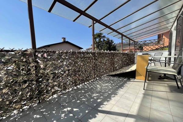 SPAZIOSA VILLA UNIFAMILIARE 1.5 LOCALI CON GIARDINO A STABIO 6