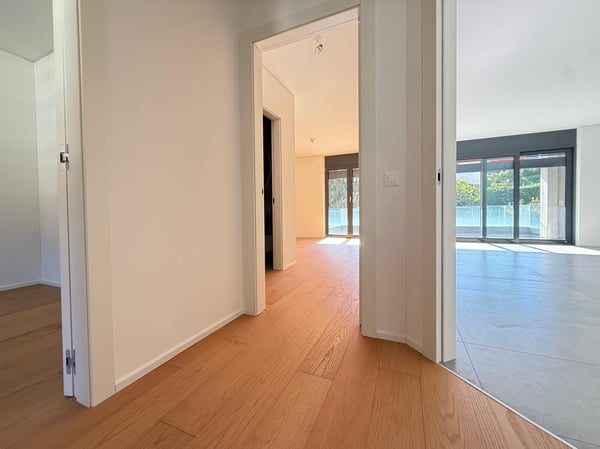 LUMINOSO 1.5 AL 1P CON DUE TERRAZZE E VISTA APERTA A VACALLO 6