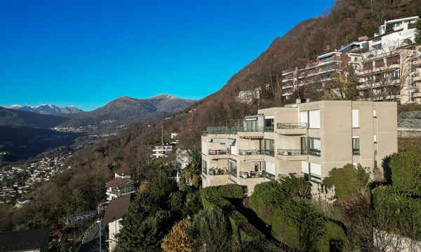 AMPIO APPARTAMENTO 1.5 CON VISTA LAGO MOZZAFIATO AD ALDESAGO 1