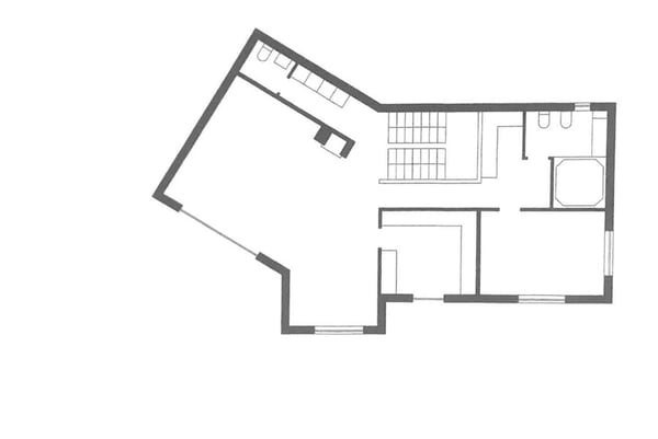 VILLA UNIFAMILIARE 1.5 LOCALI CON GRANDE GIARDINO A CURIO 11