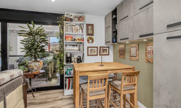 GRAZIOSO APPARTAMENTO AMMOBILIATO DI 1.5 LOCALI A PREGASSONA 5