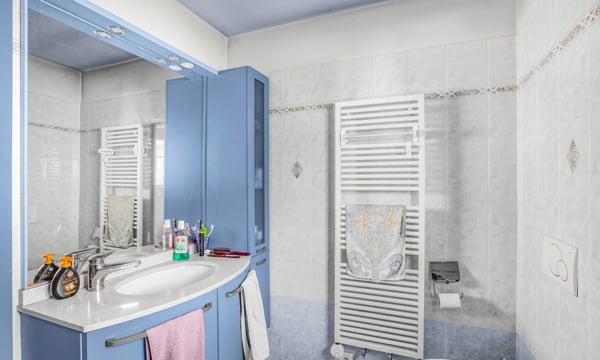 GRANDE VILLA 1.5 CON GIARDINO A DUE PASSI DAL LAGO A CASLANO 9