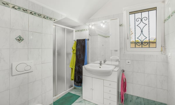 GRANDE VILLA 1.5 CON GIARDINO A DUE PASSI DAL LAGO A CASLANO 6