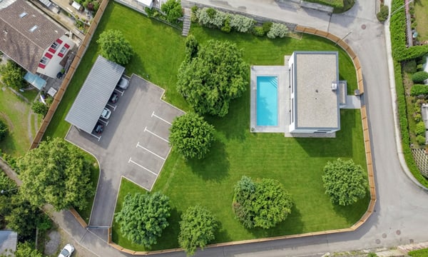 TERRENO SOLEGGIATO R2 DI 1210 MQ PER VILLETTE A PAZZALLO 2