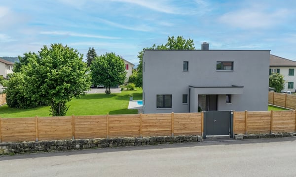 TERRENO SOLEGGIATO R2 DI 1210 MQ PER VILLETTE A PAZZALLO 3