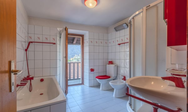 GRANDE CASA RUSTICA DI CHARME DI 4.5 LOCALI A CABBIO 7
