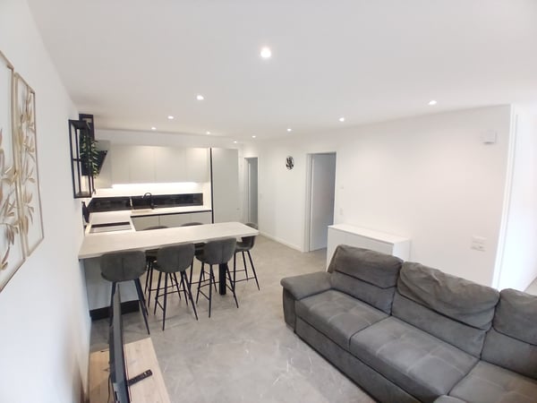 STUPENDO E MODERNO 3.5 LOCALI CON GIARDINO PRIVATO A RIVERA 3