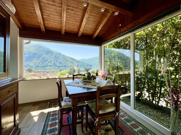 GRAZIOSA CASA BIFAMILIARE 6.5 LOCALI VISTA LAGO A MAROGGIA 3