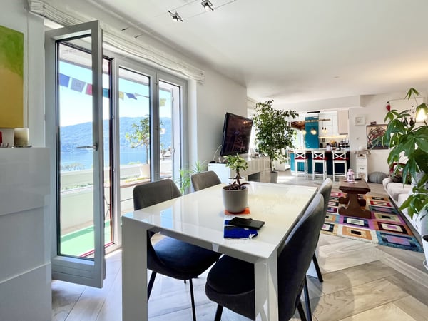 GRAZIOSA CASA BIFAMILIARE 6.5 LOCALI VISTA LAGO A MAROGGIA 2