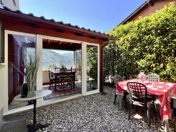 GRAZIOSA CASA BIFAMILIARE 6.5 LOCALI VISTA LAGO A MAROGGIA 8