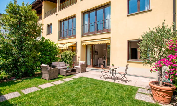 SPAZIOSA CASA DI 6.5 LOCALI CON GIARDINO A CASTEL S. PIETRO 3
