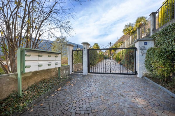 BELLISSIMO 1.5 A REDDITO CON PISCINA E GIARDINO A MORCOTE 9