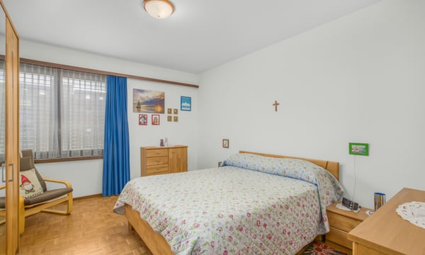 LUMINOSO E COMODO 3.5 LOCALI CON DUE BALCONI AD AGNO 6