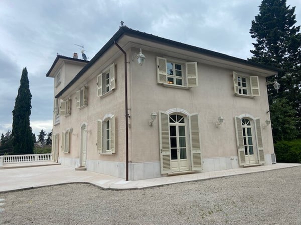 MAGNIFICA VILLA D'EPOCA DI 10 LOCALI ALLE PORTE DI FIRENZE 8