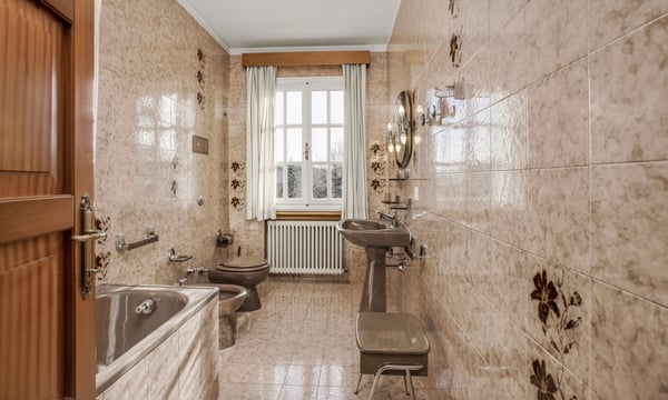 SPAZIOSA VILLA 4.5 CON PISCINA E AMPIO TERRENO A COLDRERIO 6
