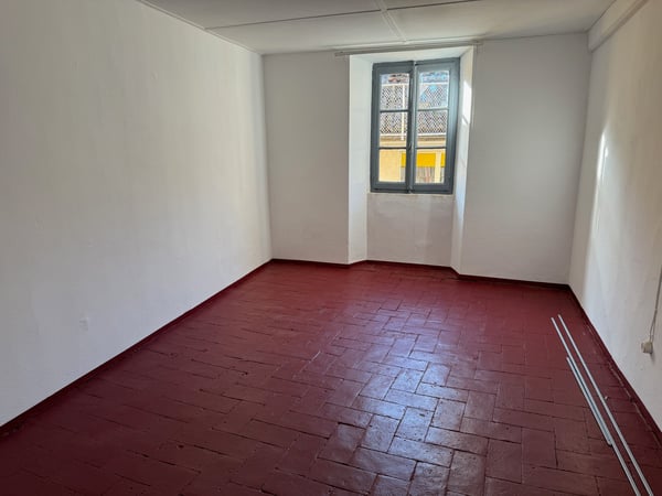 CASA 11.5 LOCALI DA RISTRUTTURARE A RIVA SAN VITALE CENTRO 3