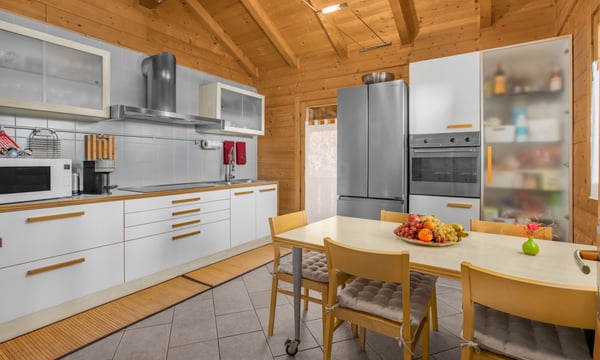 SPLENDIDA VILLA BIFAMILIARE 11 LOCALI IN PROVINCIA DI COMO 2