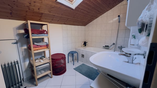 CASA UNIFAMILIARE RISTRUTTURATA DI 5 LOCALI A MIGLIEGLIA 6